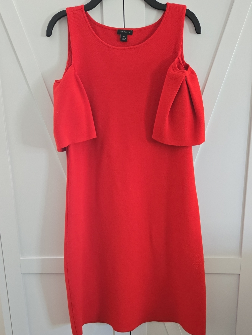 Ann Taylor Factory Red Cold-Shoulder XS Mini Dress